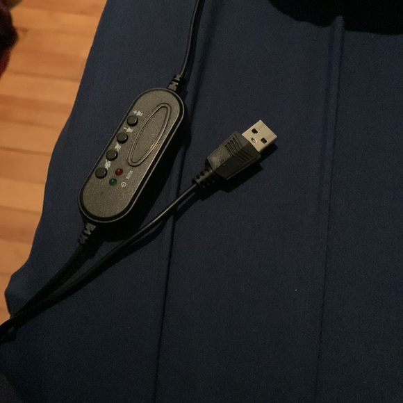 Ps4 headset - Picture 2 of 2